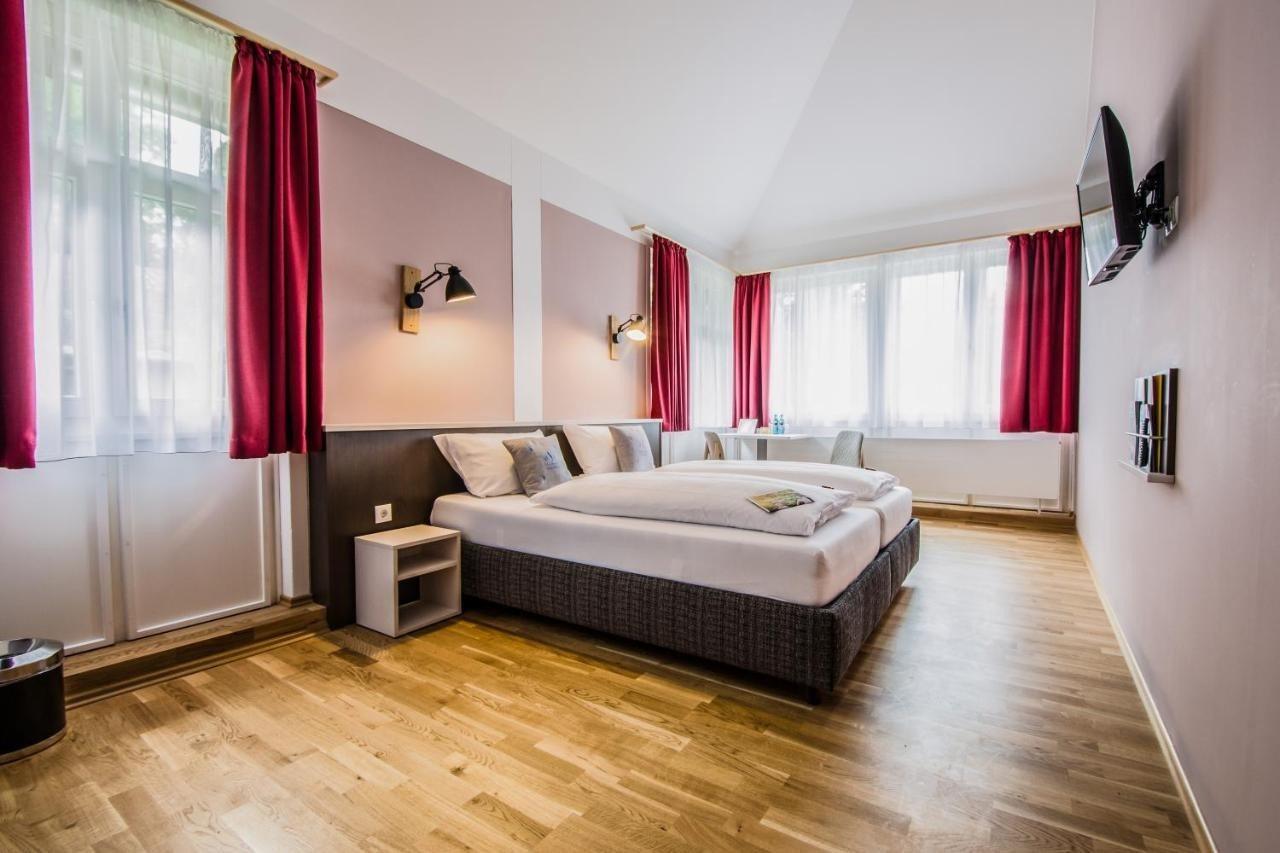 Jufa Hotel Koenigswinter/Bonn Esterno foto